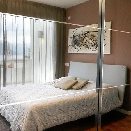 דירה Luxury Villa Olmo *