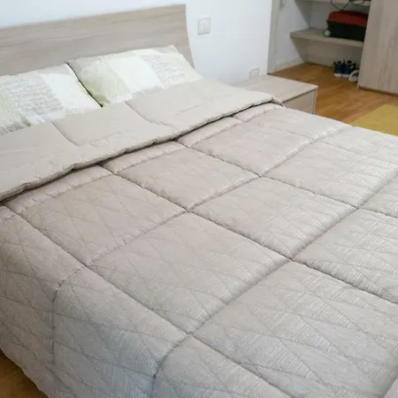 Apartment Luxury Villa Olmo *
