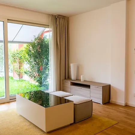 Apartment Luxury Villa Olmo